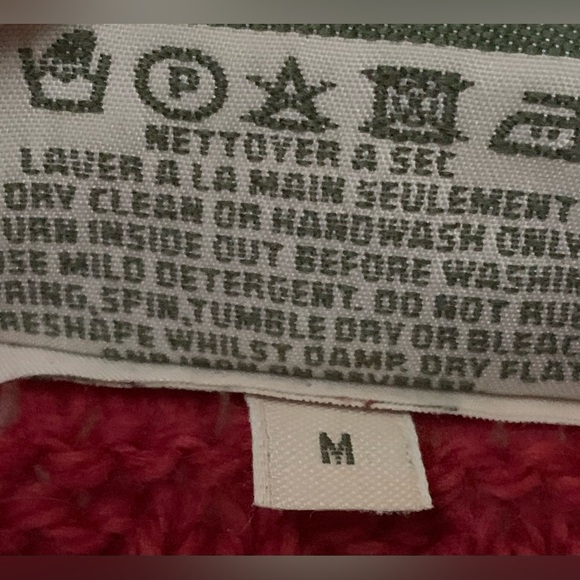 Irish wool sweater Carraigdonn M red marino wool wood buttons lapel collar - Picture 6 of 7